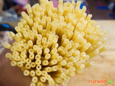 bucatini-alla-catanese.jpg