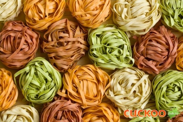 pasta-colorata.jpg